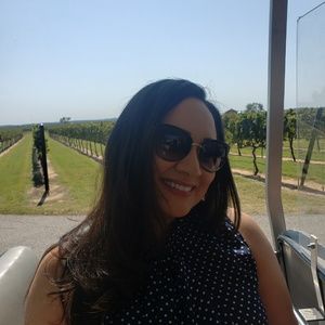 Meet your Posher, Amanda